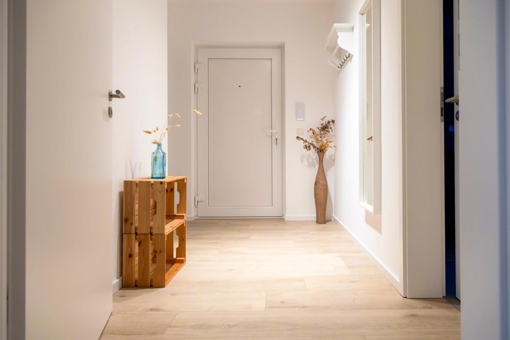 Zentrale Neubauwohnung In *